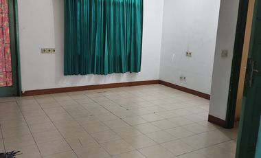 DIJUAL RUMAH TOWNHOUSE TAMAN AYU LIPPO KARAWACI UTARA