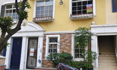 DIJUAL RUMAH TOWNHOUSE TAMAN AYU LIPPO KARAWACI UTARA