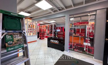 Arriendo Excelente Local Comercial en plena Calle Principal Balmaceda