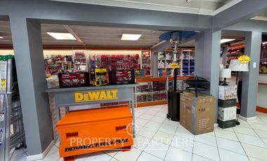 Arriendo Excelente Local Comercial en plena Calle Principal Balmaceda