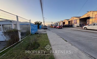 Arriendo Propiedad Comercial con Galpon de 450m2 en Barrio Industrial