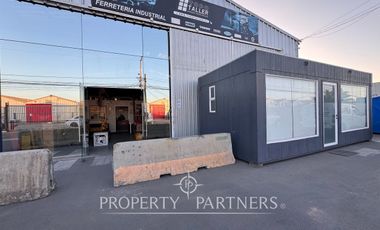 Arriendo Propiedad Comercial con Galpon de 450m2 en Barrio Industrial