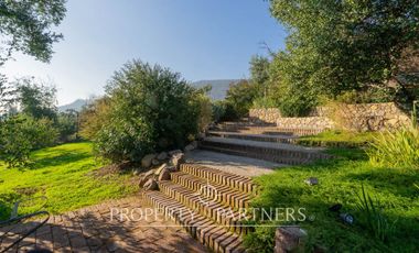 Impresionante casa en condominio de Sta Rita Las Majadas Pirque