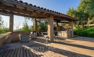 Impresionante casa en condominio de Sta Rita Las Majadas Pirque