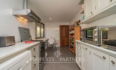 Impresionante casa en condominio de Sta Rita Las Majadas Pirque