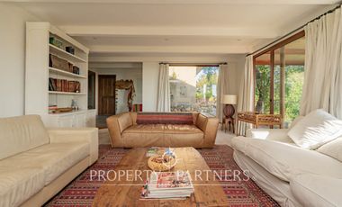 Impresionante casa en condominio de Sta Rita Las Majadas Pirque