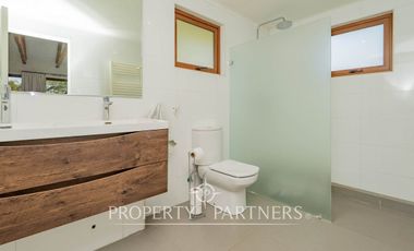 Impresionante casa en condominio de Sta Rita Las Majadas Pirque