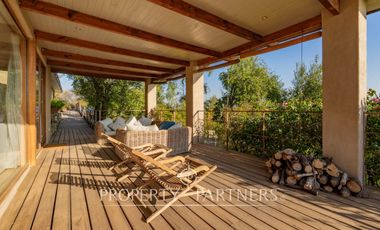 Impresionante casa en condominio de Sta Rita Las Majadas Pirque