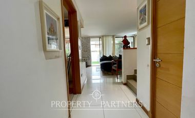 Se arrienda bellísima casa en exclusivo sector de Lomas de Montemar.