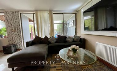 Se arrienda bellísima casa en exclusivo sector de Lomas de Montemar.