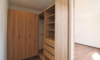 LA CASA DEL ÁRBOL, EN VENTA, ZONA ALTOZANO-MORELIA