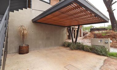 LA CASA DEL ÁRBOL, EN VENTA, ZONA ALTOZANO-MORELIA