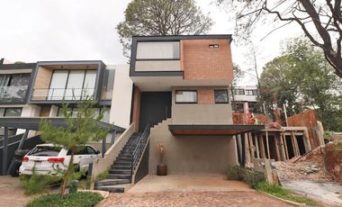 LA CASA DEL ÁRBOL, EN VENTA, ZONA ALTOZANO-MORELIA