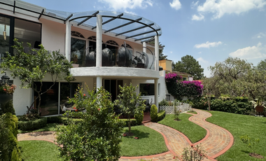 Casa en venta en loma de vallescondido