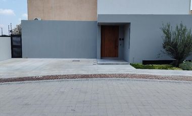 Casa en Venta en fraccionamiento La Vista Queretaro