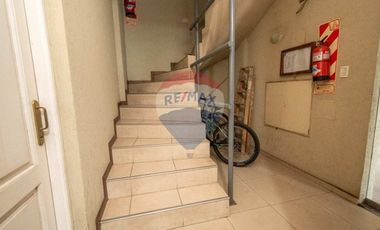 Semipiso de 2 dormitorios en venta en zona Centro