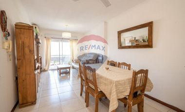 Semipiso de 2 dormitorios en venta en zona Centro