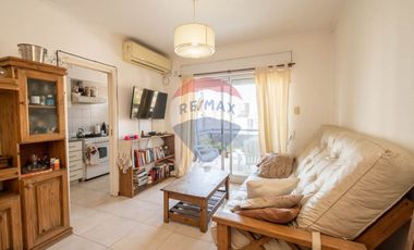 Semipiso de 2 dormitorios en venta en zona Centro