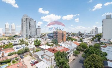 Semipiso de 2 dormitorios en venta en zona Centro