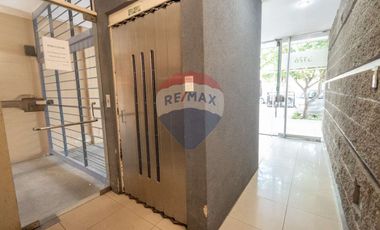 Semipiso de 2 dormitorios en venta en zona Centro