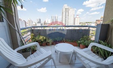 Semipiso de 2 dormitorios en venta en zona Centro