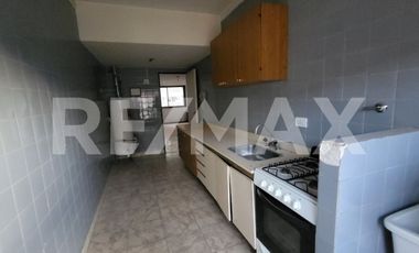 Venta dpto 2 dormitorio Céntrico  Galería  Jardín