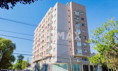 Venta - Dpto 1 dorm + cochera - Centro Oeste - Nqn