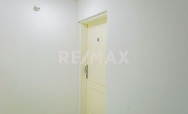 Venta - Dpto 1 dorm + cochera - Centro Oeste - Nqn