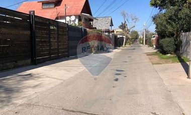 CASA CON PISCINA, QUINCHO Y COCINA RENOVADA