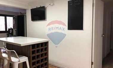 CASA CON PISCINA, QUINCHO Y COCINA RENOVADA