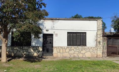 CASA 3 AMBIENTES EN GLEW