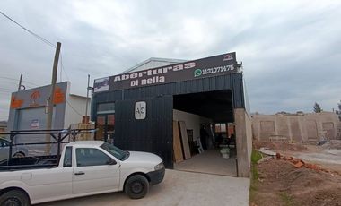 LOCAL CON POSIBILIDAD DE VIVIENDA EN SAN VICENTE