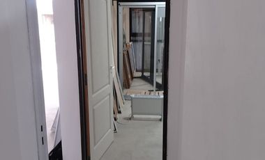 LOCAL CON POSIBILIDAD DE VIVIENDA EN SAN VICENTE