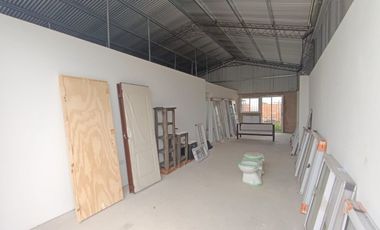LOCAL CON POSIBILIDAD DE VIVIENDA EN SAN VICENTE