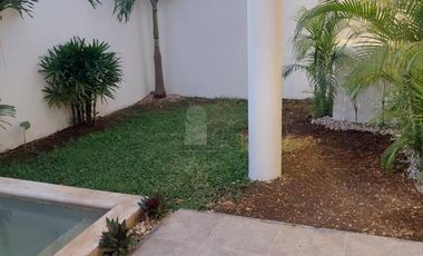 Venta casa 5 recs y 5.5 baños en Residencial RIO, Cancún Quintana Roo