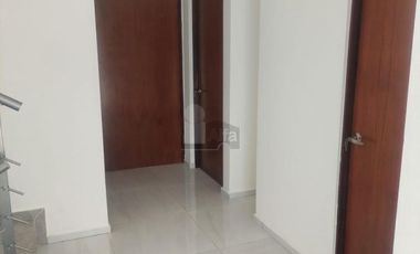 Venta casa 5 recs y 5.5 baños en Residencial RIO, Cancún Quintana Roo