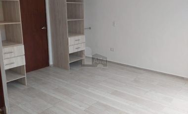 Venta casa 5 recs y 5.5 baños en Residencial RIO, Cancún Quintana Roo