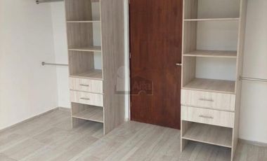 Venta casa 5 recs y 5.5 baños en Residencial RIO, Cancún Quintana Roo