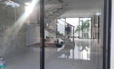 Venta casa 5 recs y 5.5 baños en Residencial RIO, Cancún Quintana Roo