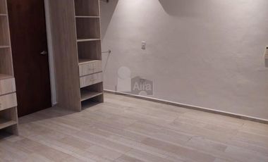 Venta casa 5 recs y 5.5 baños en Residencial RIO, Cancún Quintana Roo
