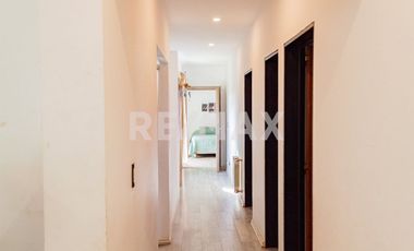 EN VENTA CASA 3 DORM C/ PILETA B° SANTA ANGELA III