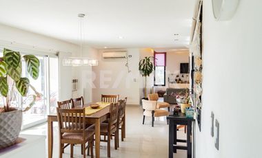 EN VENTA CASA 3 DORM C/ PILETA B° SANTA ANGELA III