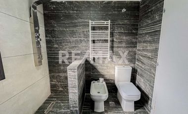 EN VENTA CASA 3 DORM C/ PILETA B° SANTA ANGELA III