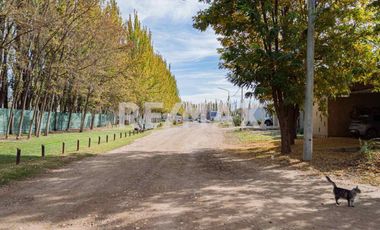 EN VENTA CASA 3 DORM C/ PILETA B° SANTA ANGELA III