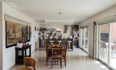 EN VENTA CASA 3 DORM C/ PILETA B° SANTA ANGELA III