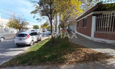 VENTA CASA (PH) 2 DORMITORIOS, GOB. DENIS 504, NQN