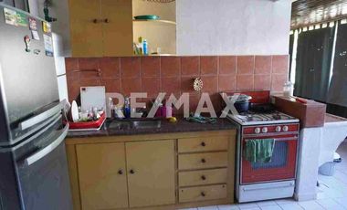 VENTA CASA + LOCAL NEUQUEN
