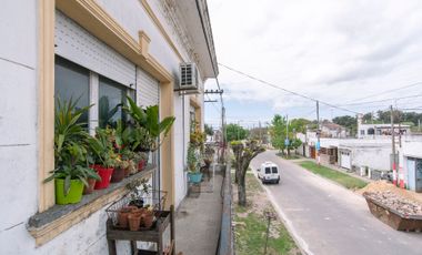 CASA EN VENTA BERISSO