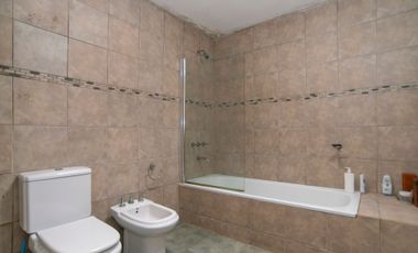 CASA EN VENTA BERISSO