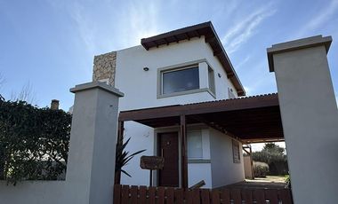 Casa en Mar del Sur en calle 104 entre 13 y 15